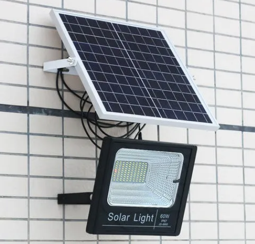 教您如何配置太陽能投光燈?(圖1) 太陽能投光燈怎么安裝